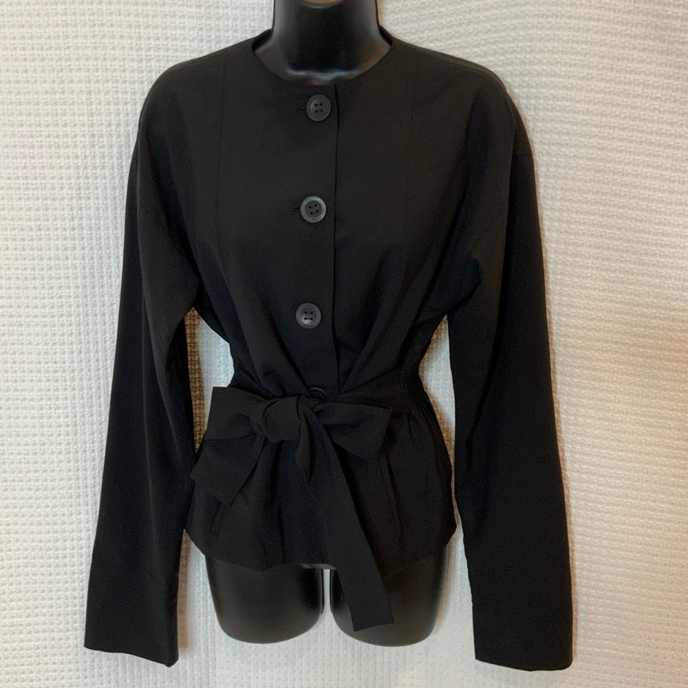 AUTHENTIC Fendi Belted Button Down Jacket Size 38 - Picture 6 of 13